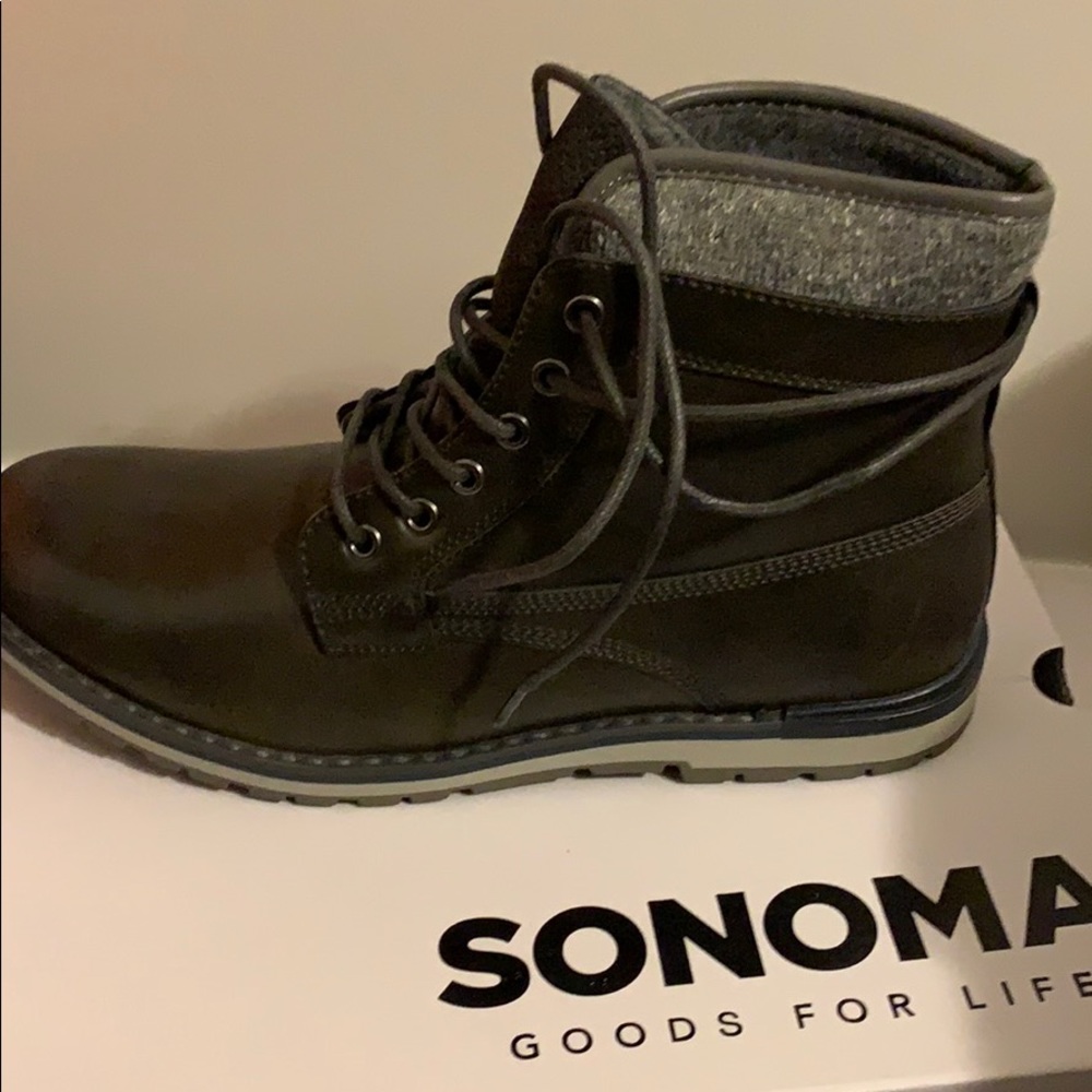 Sonoma boots
